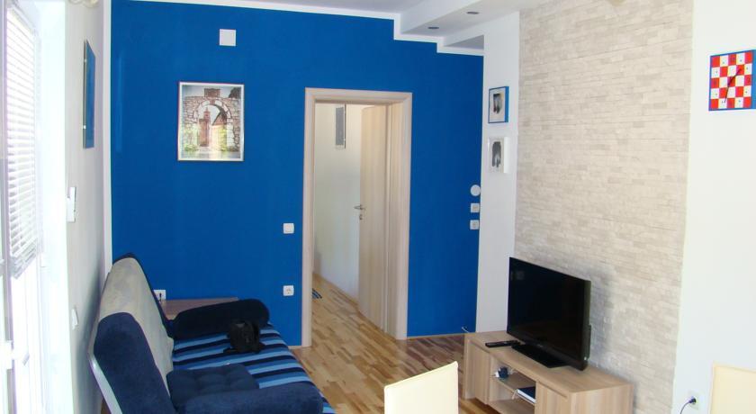 Apartments Pinus Pirovac Habitación foto