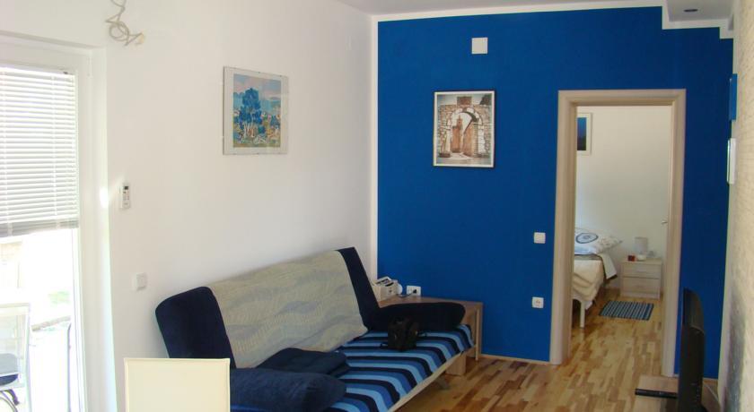 Apartments Pinus Pirovac Habitación foto