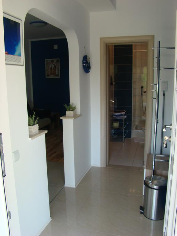 Apartments Pinus Pirovac Habitación foto